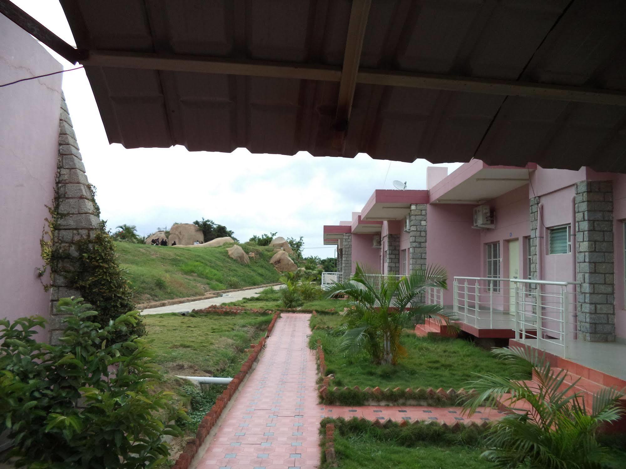 Kstdc Hotel Mayura Yatrinivas Mysore Esterno foto